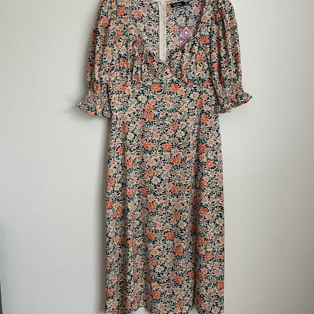 BOOHOO - SIZE 8 - Floral Puff Sleeve Midi Dress